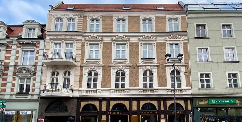 Hotel Diament Economy Gliwice Exteriör bild