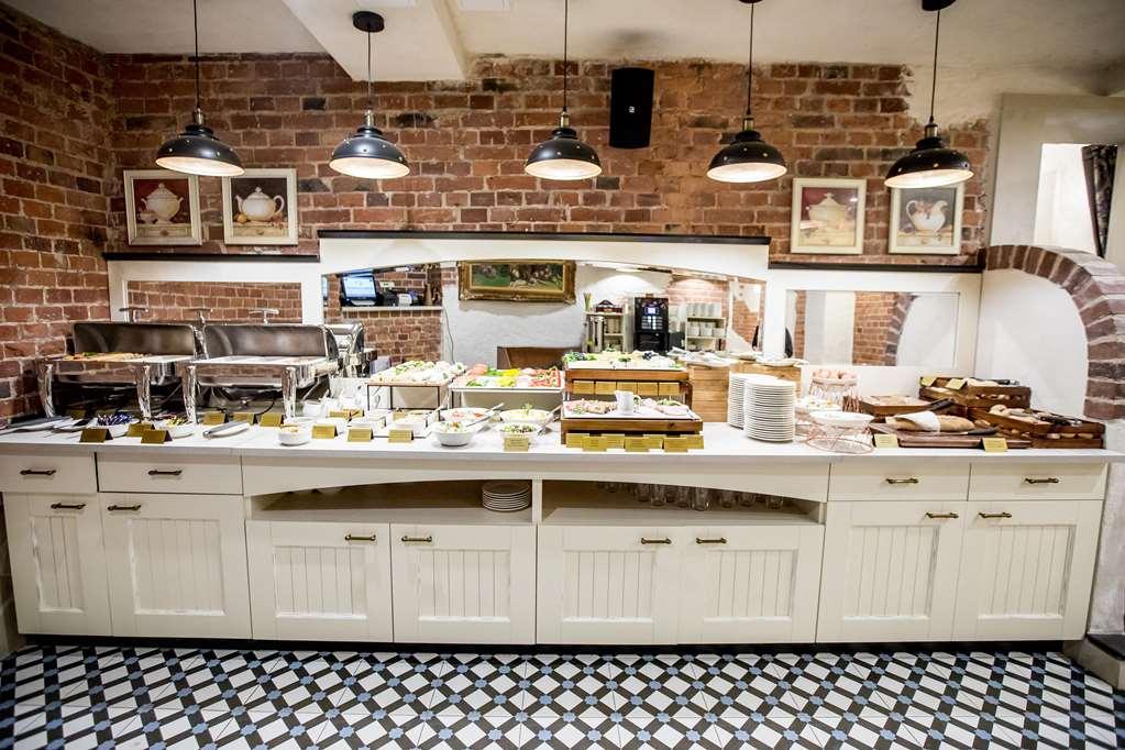 Hotel Diament Economy Gliwice Restaurang bild