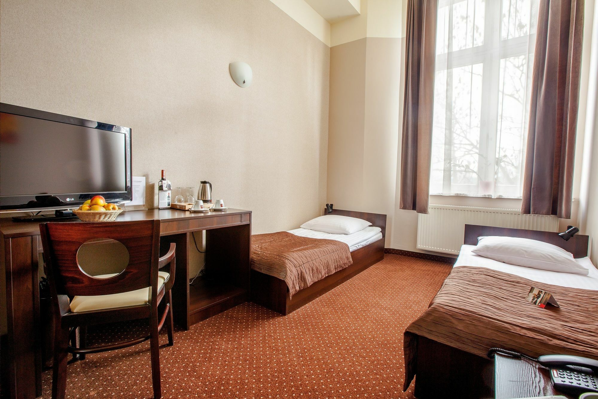 Hotel Diament Economy Gliwice Exteriör bild